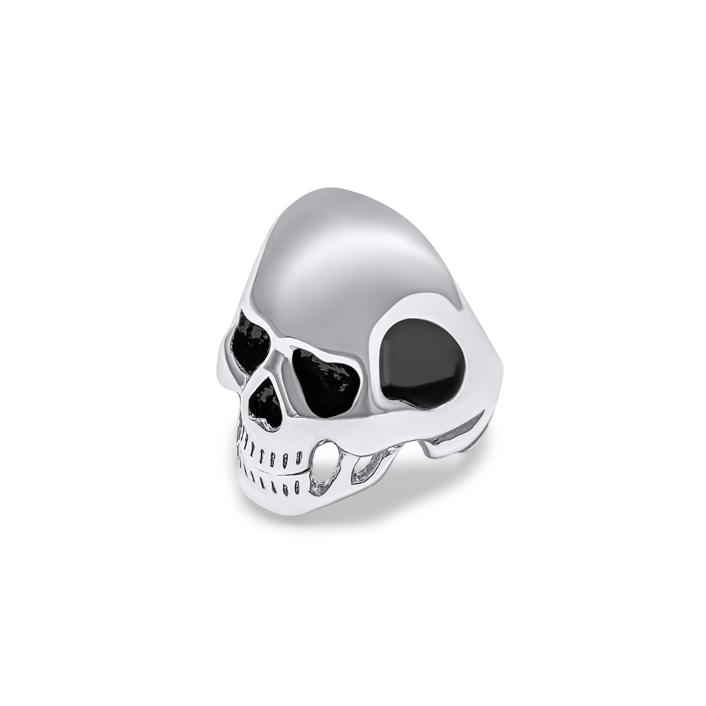 Skull ring made of stainless steel, bold design for everyday wear.