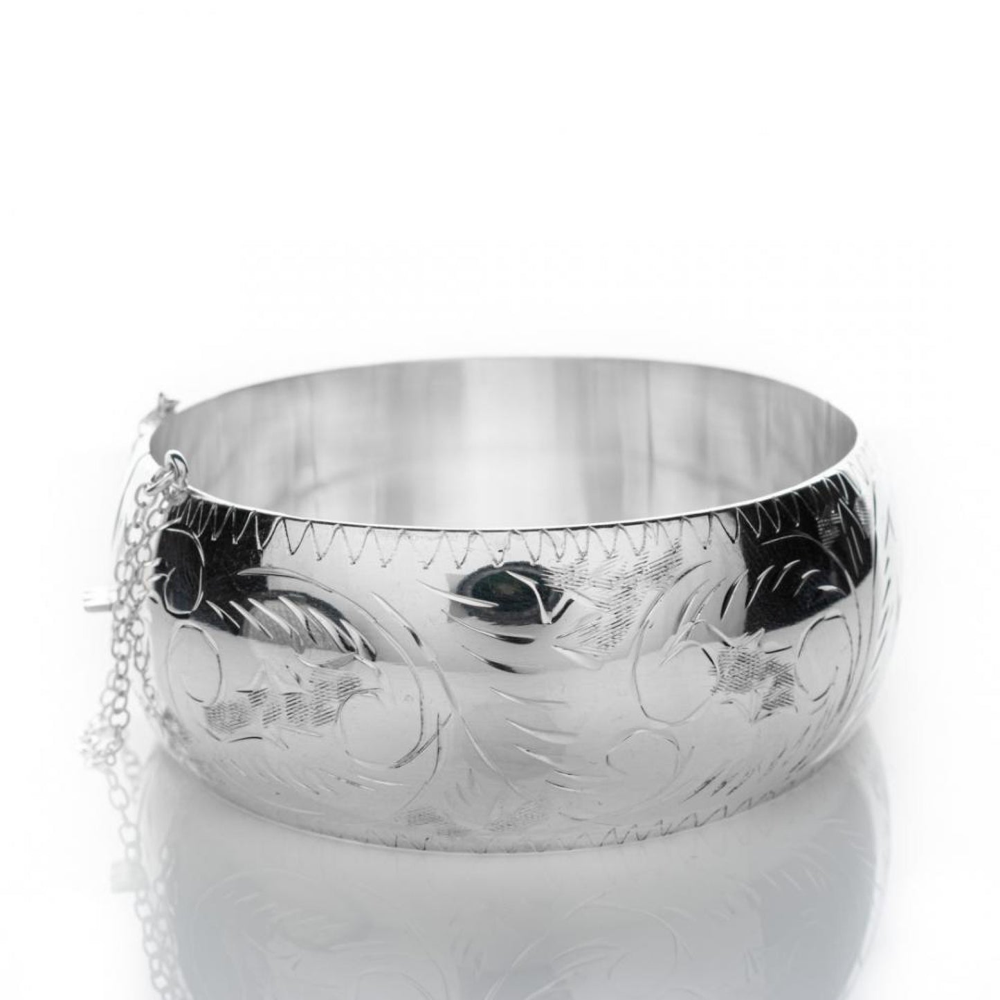 CIRCLE BRACELET WITH HANDMADE ENGRAVINGS Mystic Alchemy