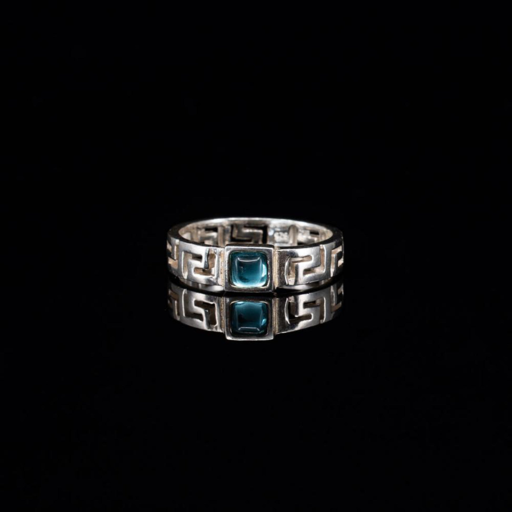 RING WITH AQUA MARINE STONE Mystic Alchemy