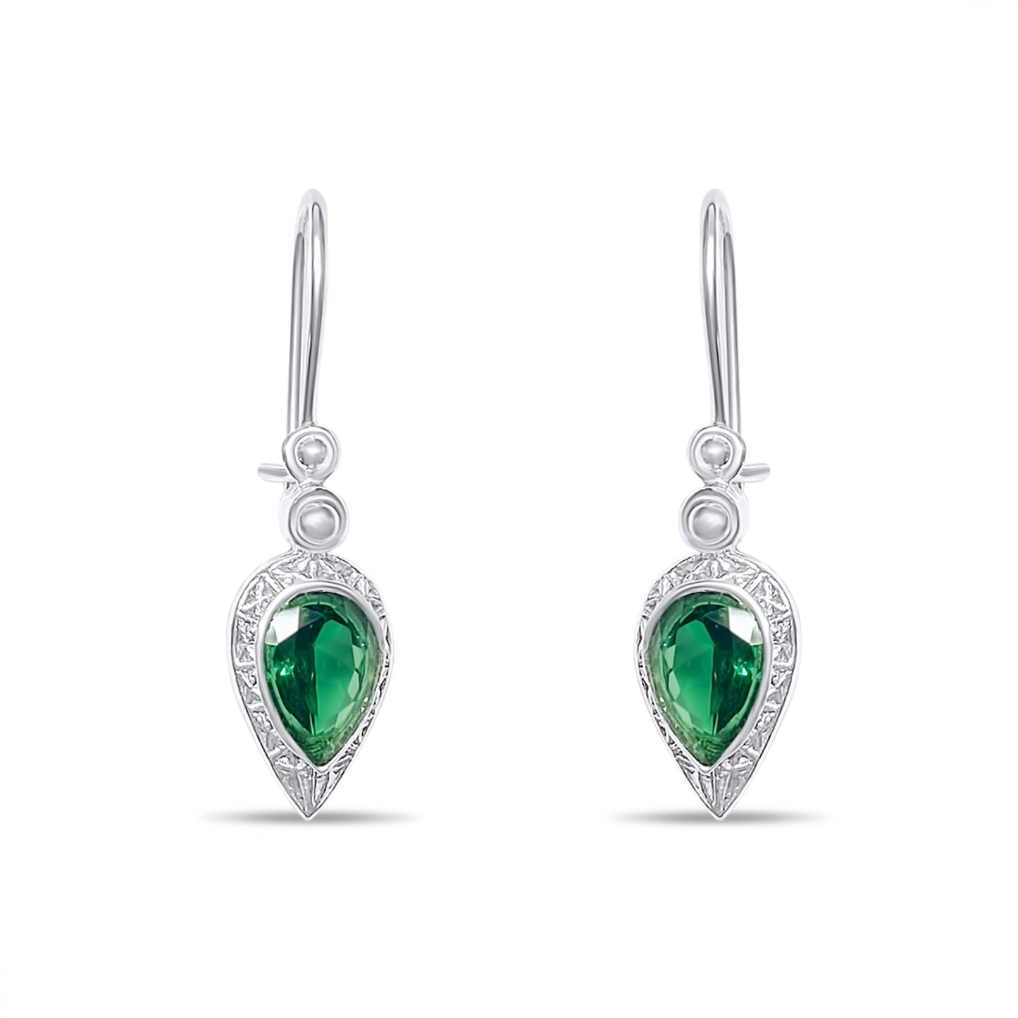 OXIDIZED EARRINGS WITH EMERALD STONES Mystic Alchemy